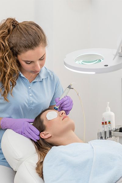 Hydrafacial Hautarzt Dr. Zorn Hautverfeinerung medizinische Kosmetik