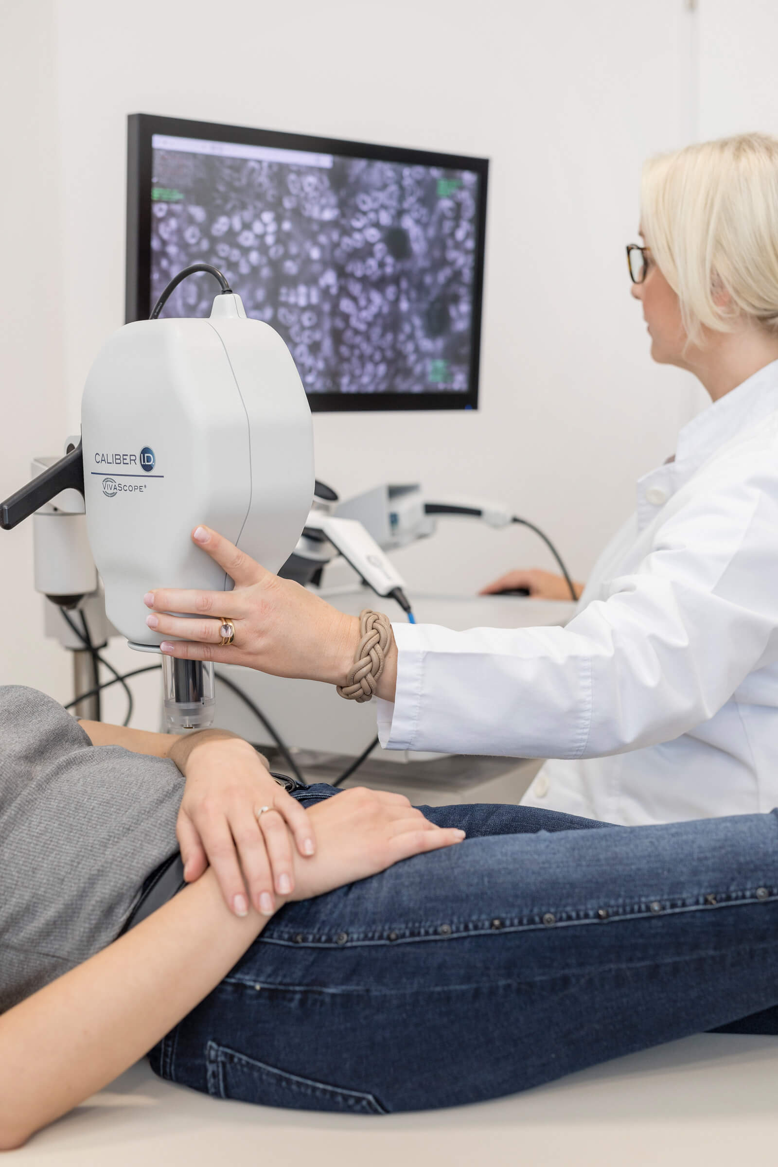 Laserscanningmikroskop Kontrolle Hautkrebs