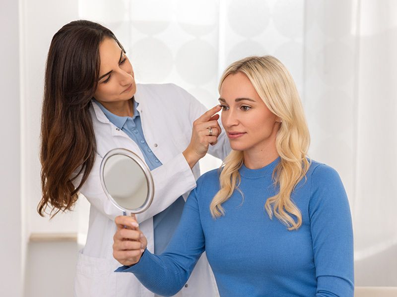 Hyaluron Unterspritzung Filler Frau Gesicht Dr. Zorn Kronberg bei Frankfurt